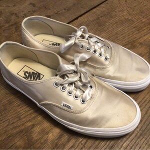 Vans Off-White (silky)  Lace-Up Sneakers
